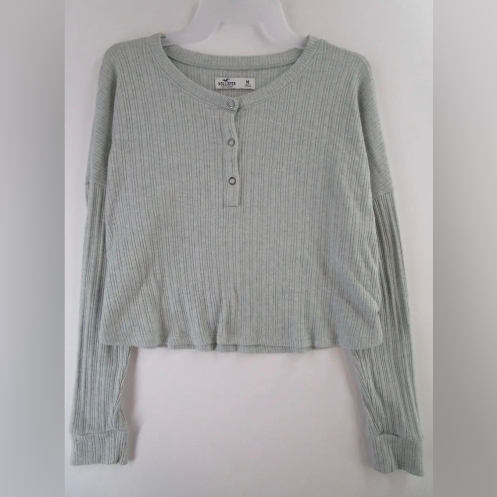 Hollister Womens Medium Pull Over Long Sleeve Crop Top Mint